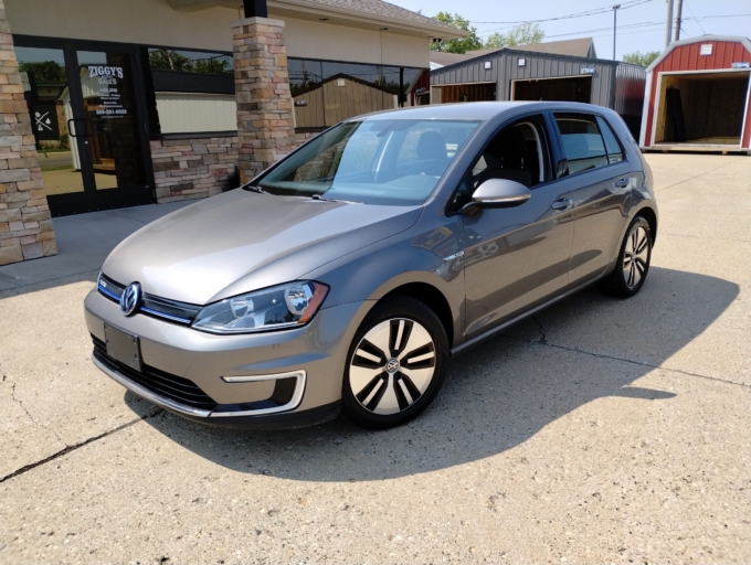 16eGolf (1)