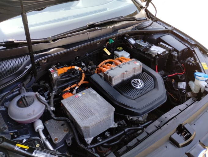 16eGolf (15)